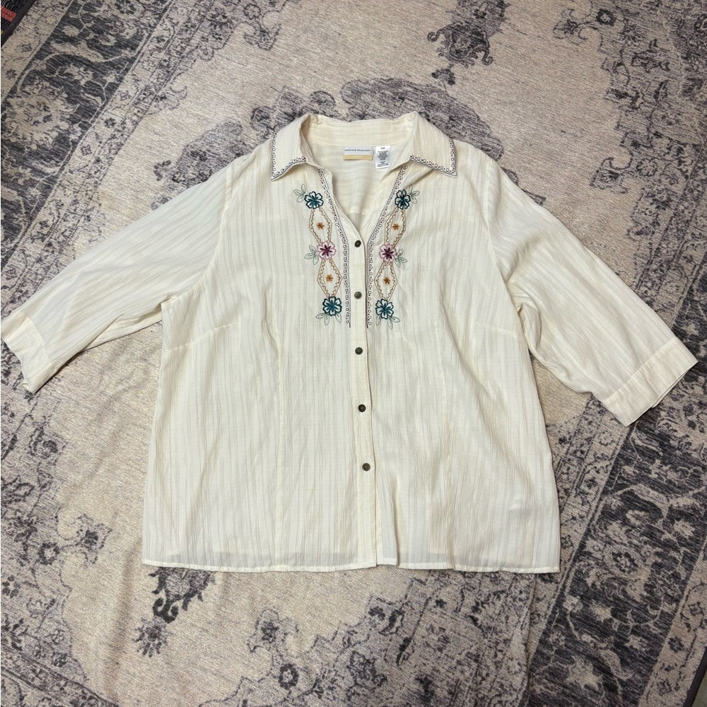 Alfred Dunner Cream Blouse with Floral Embroidery